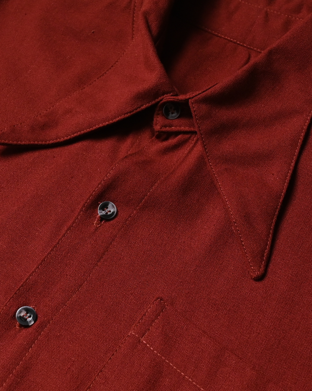 Camisa Amá Chola rojo en lino 100 % – Corte boxy oversize, edición especial