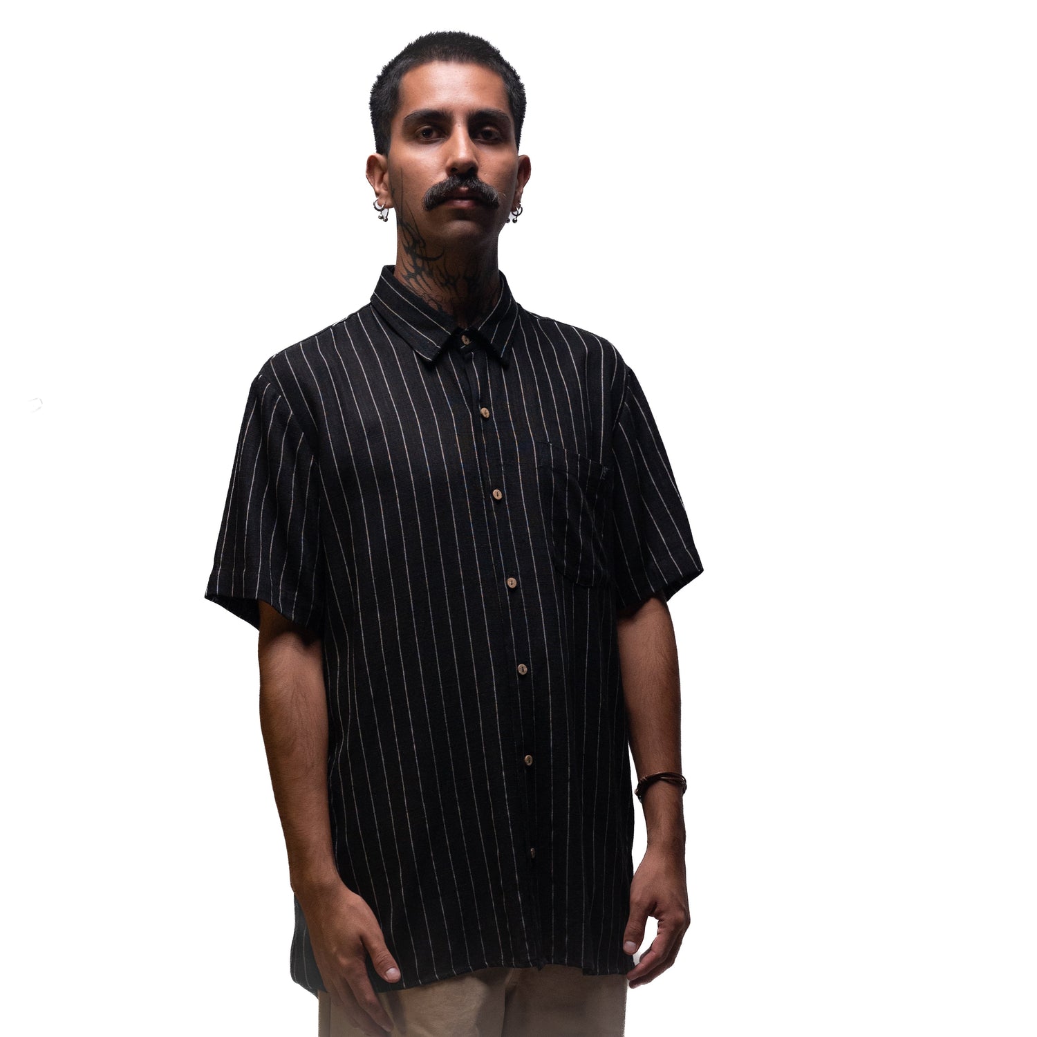 Camisa Lino Clásico B/N