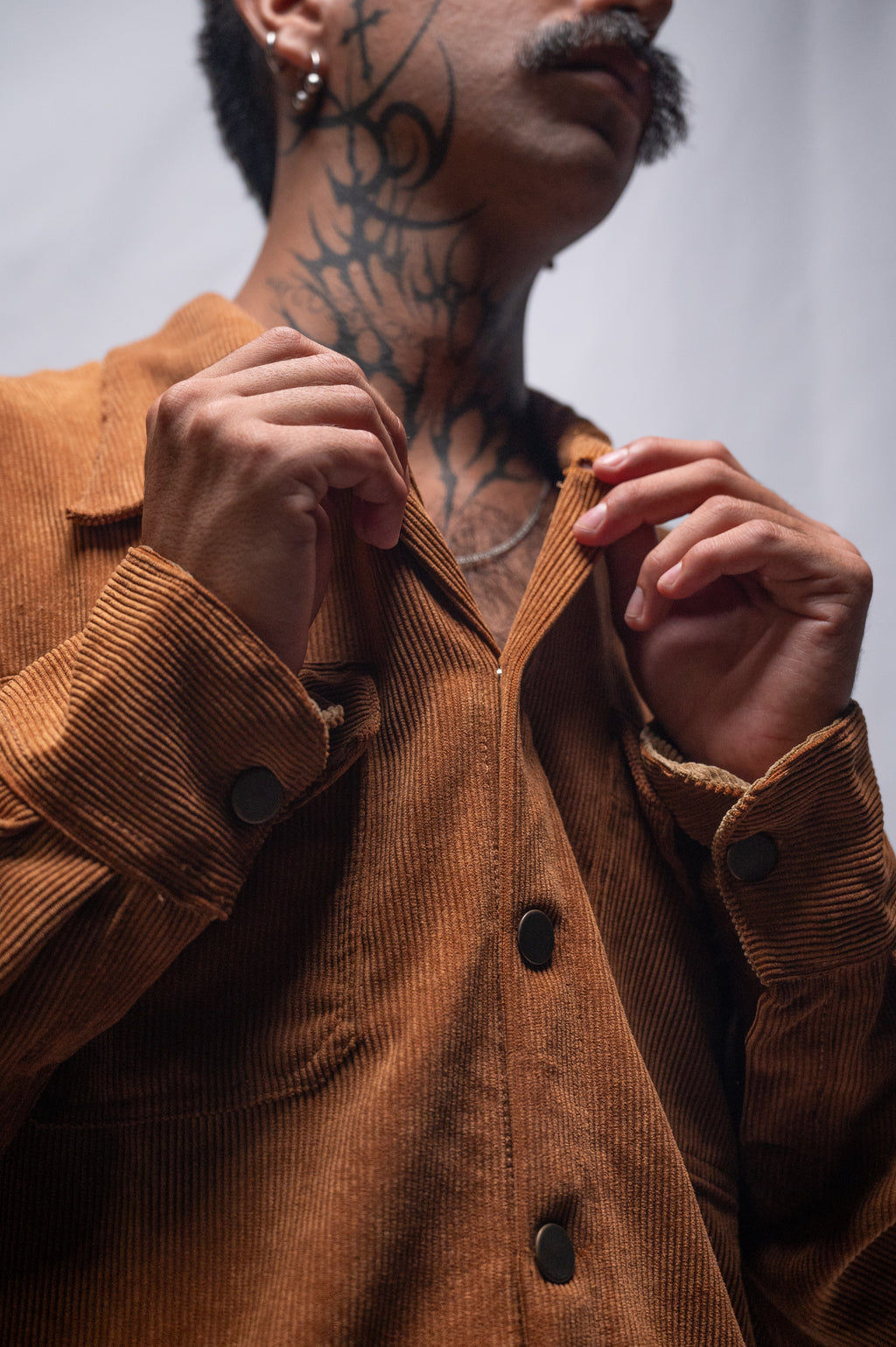 Camisa ML pana unisex beige. Signature