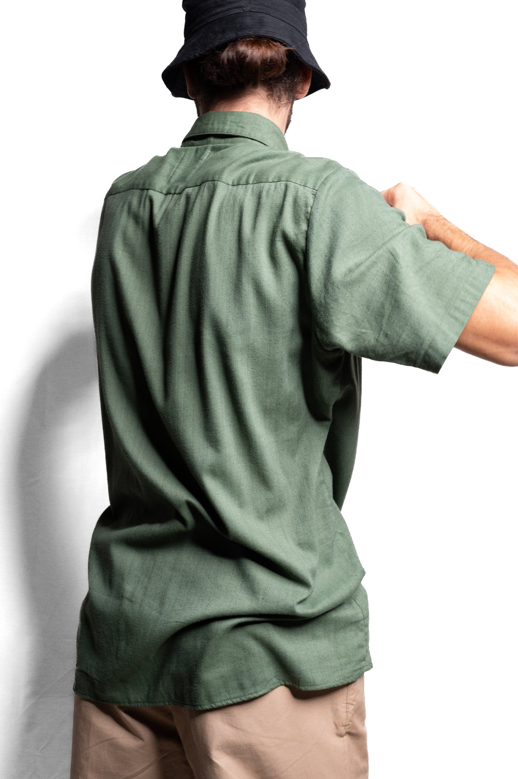 Camisa bambú olivo. Signature