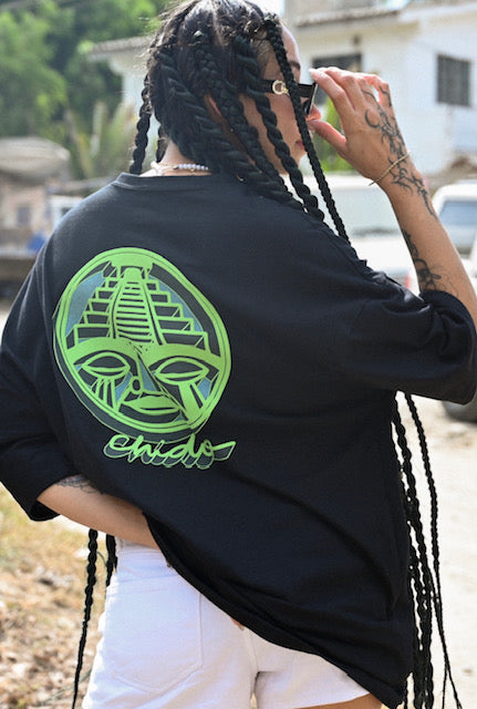 Playera Sayuyorckh unisex negra