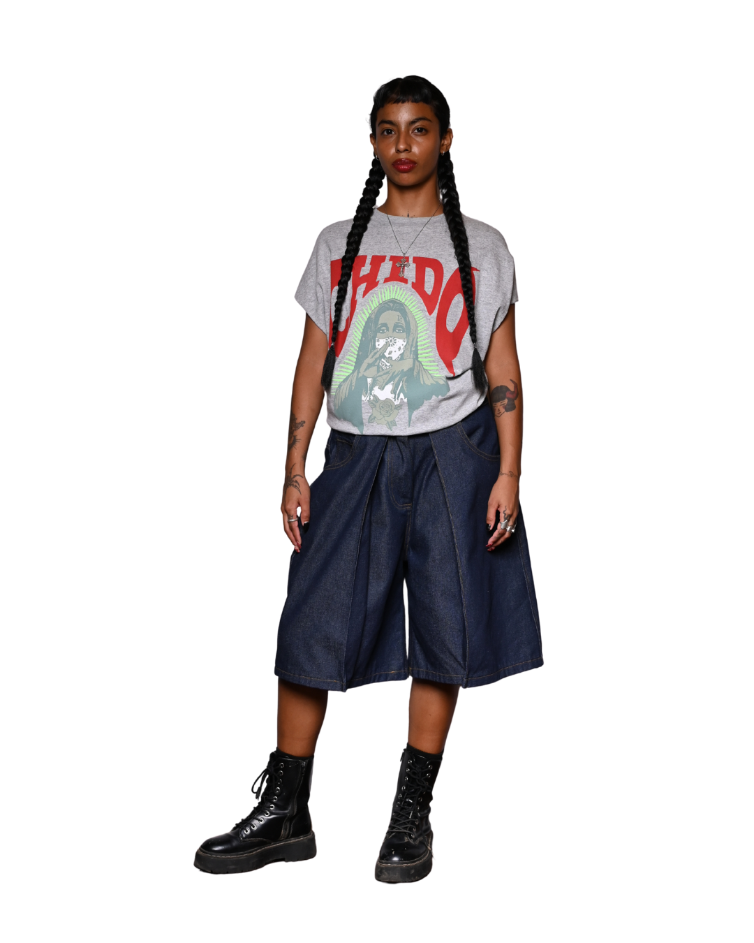 Tank top boxy fit gris. Amá Chola