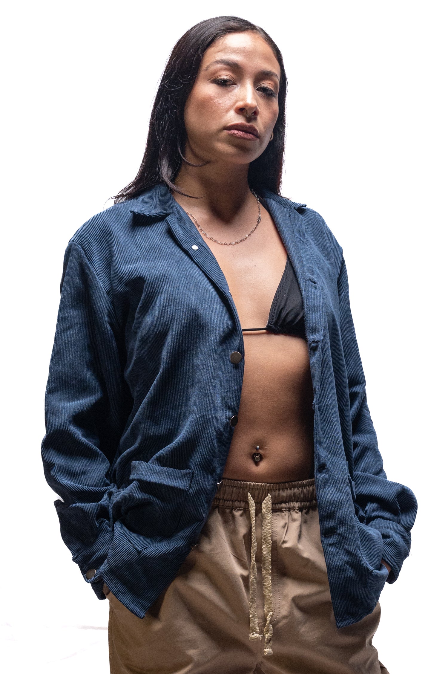Colección Clásico Chido 5 pana tote bagdadí playera sayuart cargo pants
