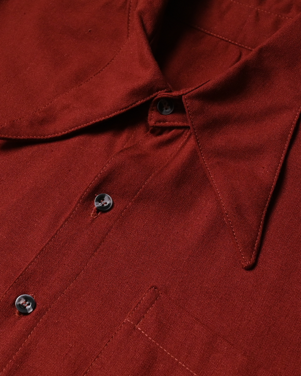 Camisa lino vino – Corte boxy oversize, edición especial. Amá Chola